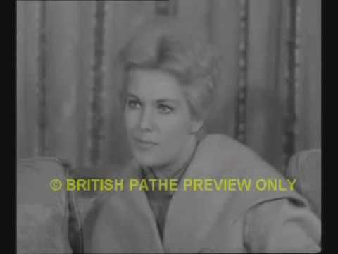 Kim Novak Interview 1956