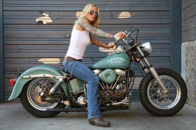 Hot Biker Chick 